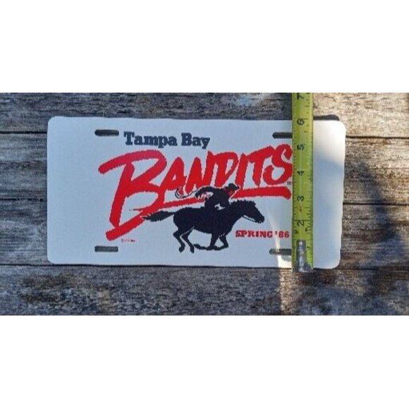 Tampa Bay Bandits License Plate plastic USFL 1982 Spring '86 Fast Shipping!! - Picture 2 of 4